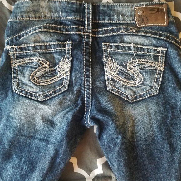 Distressed Silvers - Picture 3 of 4